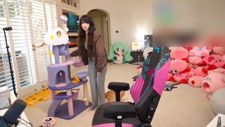 Emily 'Emiru' Schunk feet photo thumbnail