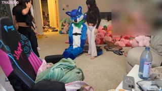 Emily 'Emiru' Schunk feet photo thumbnail