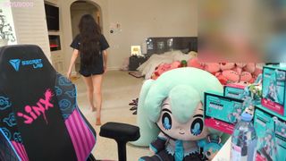 Emily 'Emiru' Schunk feet photo thumbnail