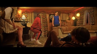 Emily Alyn Lind feet photo thumbnail