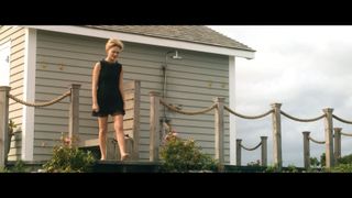Emily Alyn Lind feet photo thumbnail