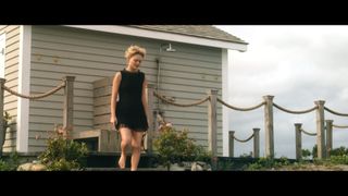 Emily Alyn Lind feet photo thumbnail