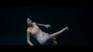 Emily Alyn Lind feet photo thumbnail