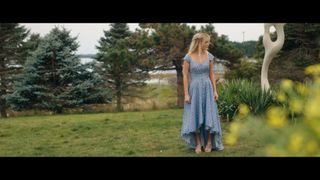 Emily Alyn Lind feet photo thumbnail