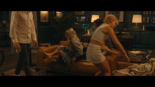 Emily Alyn Lind feet photo thumbnail