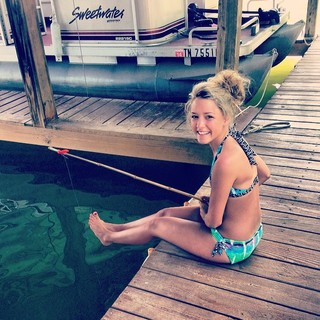 Emily Ann Roberts feet photo 1