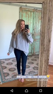 Emily Ann Roberts feet photo 3