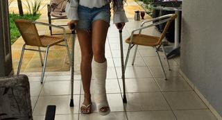 Emily Araujo feet photo 6
