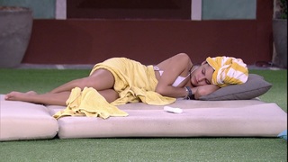 Emily Araujo feet photo 15