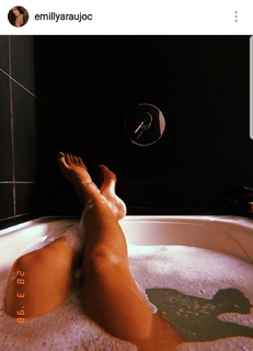 Emily Araujo feet photo 9