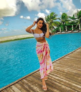 Emily Araujo feet photo 18
