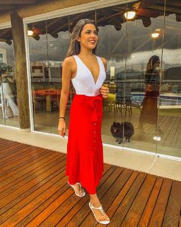 Emily Araujo feet photo 17