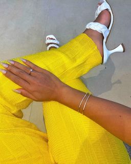Emily Araujo feet photo 8