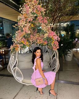 Emily Araujo feet photo 2