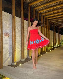 Emily Araujo feet photo 13