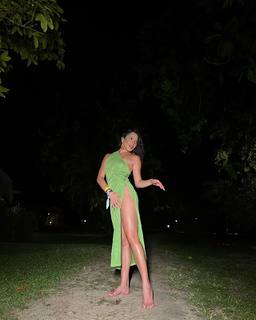 Emily Araujo feet photo 7