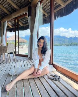 Emily Araujo feet photo 7