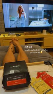 Emily Araujo feet photo 3