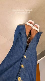 Emily Araujo feet photo 1