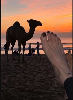 Emily Armstrong feet photo thumbnail