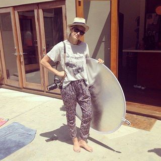 Emily Armstrong feet photo thumbnail