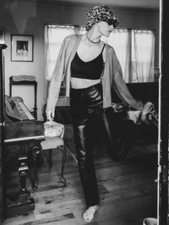 Emily Armstrong feet photo 2