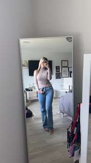 Emily Austin feet photo 2