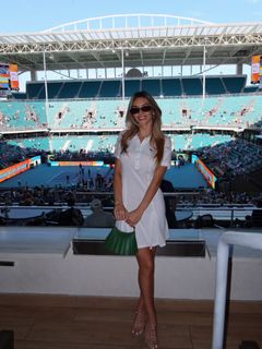 Emily Austin feet photo 2