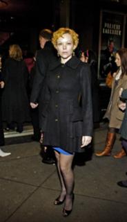 Emily Bergl feet photo 2