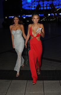 Emily Blackwell feet photo 8