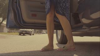 Emily Blunt feet photo thumbnail