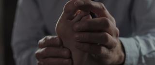 Emily Blunt feet photo thumbnail