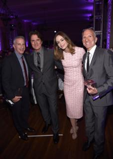 Emily Blunt feet photo thumbnail