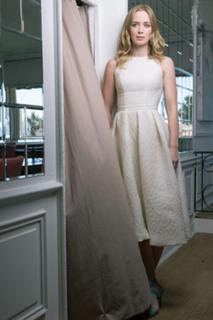 Emily Blunt feet photo thumbnail