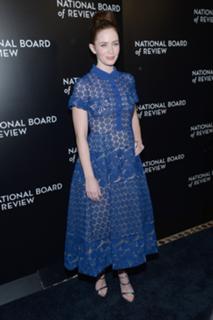 Emily Blunt feet photo thumbnail