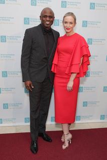 Emily Blunt feet photo thumbnail