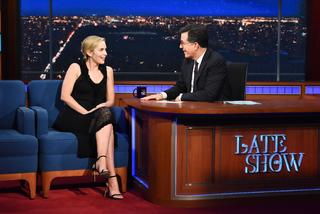 Emily Blunt feet photo thumbnail