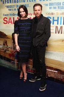 Emily Blunt feet photo thumbnail