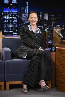 Emily Blunt feet photo 6