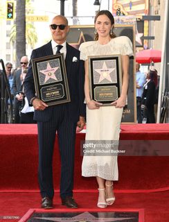 Emily Blunt feet photo 2