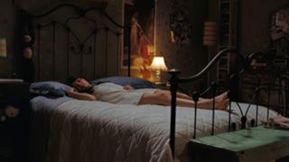Emily Browning feet photo thumbnail