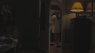 Emily Browning feet photo thumbnail