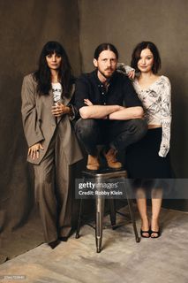 Emily Browning feet photo 1