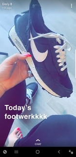 Emily Bustamante feet photo 16