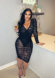 Emily Bustamante feet photo 10