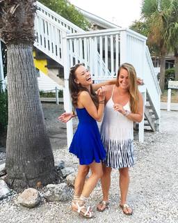 Emily Calandrelli feet photo 8