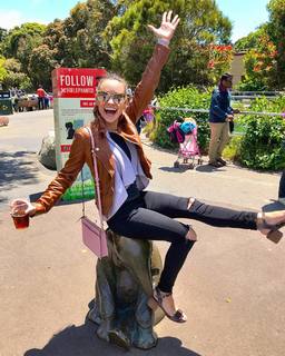 Emily Calandrelli feet photo 3