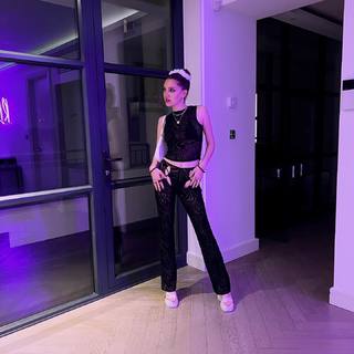 Emily Carey feet photo 14