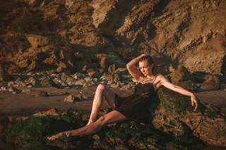 Emily Coutts feet photo 3