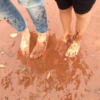 Emily Coutts feet photo 11